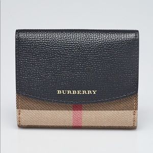 ✨AUTHENTIC BURBERRY SMALL WALLET✨